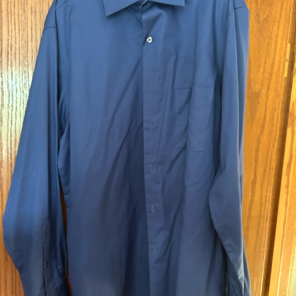 Van Heusen Blue Dress Shirt Elegant Style